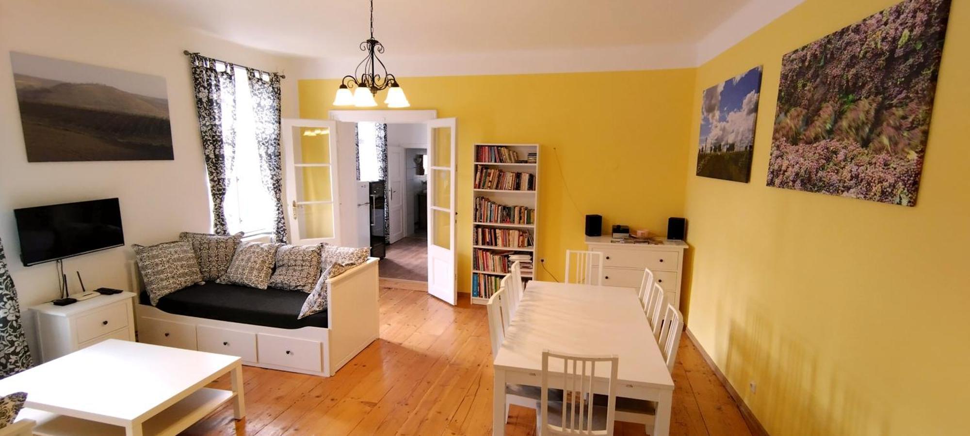 Vinarske Apartament *